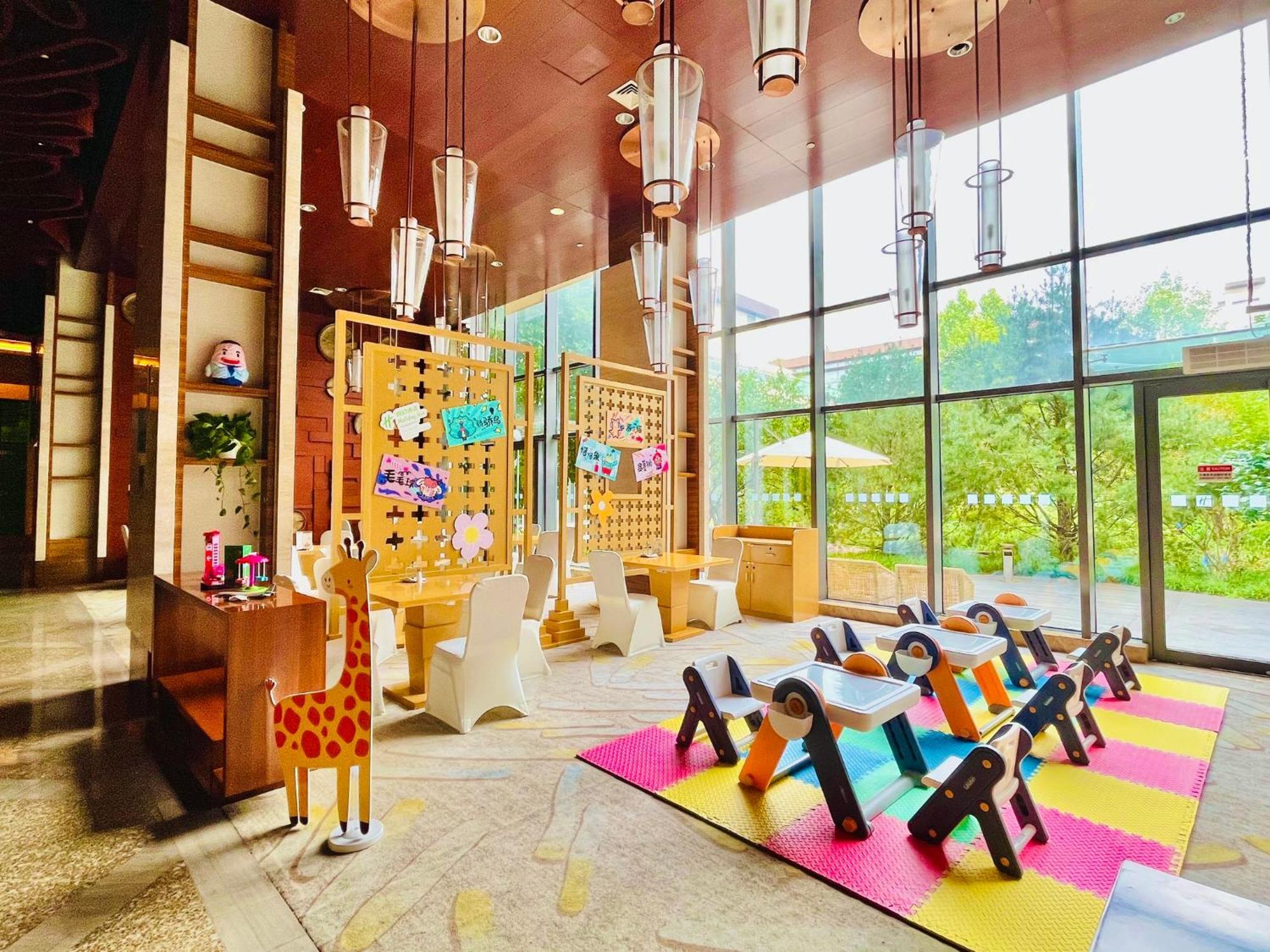 Holiday Inn Beijing Shijingshan Parkview By Ihg Extérieur photo